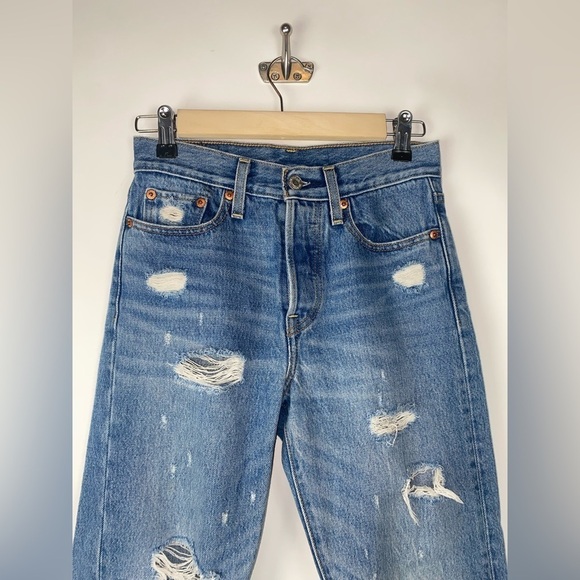 Levi's Wedgie Icon Fit Jeans Distressed Partner In Crime High Rise 22861-0024 24 - Picture 7 of 14